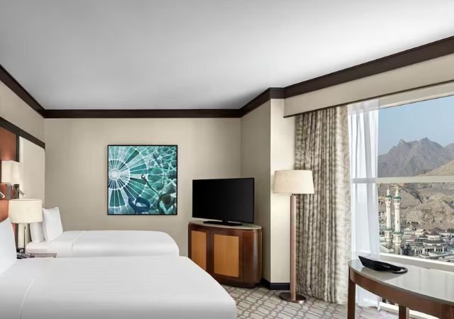 xr:d:DAFxanPzLWM:64,j:8487440313984366395,t:23102215