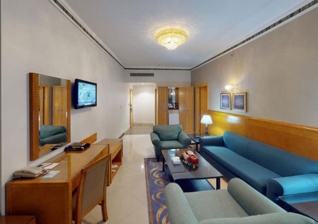 xr:d:DAFxanPzLWM:39,j:9033501757831695798,t:23102212