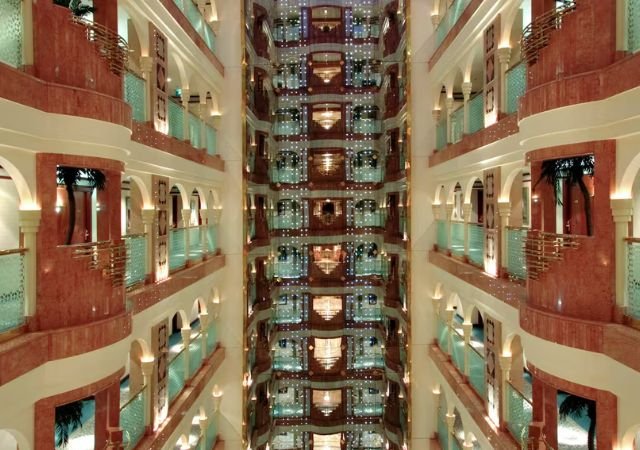 xr:d:DAFxanPzLWM:125,j:310029731411004334,t:23102621