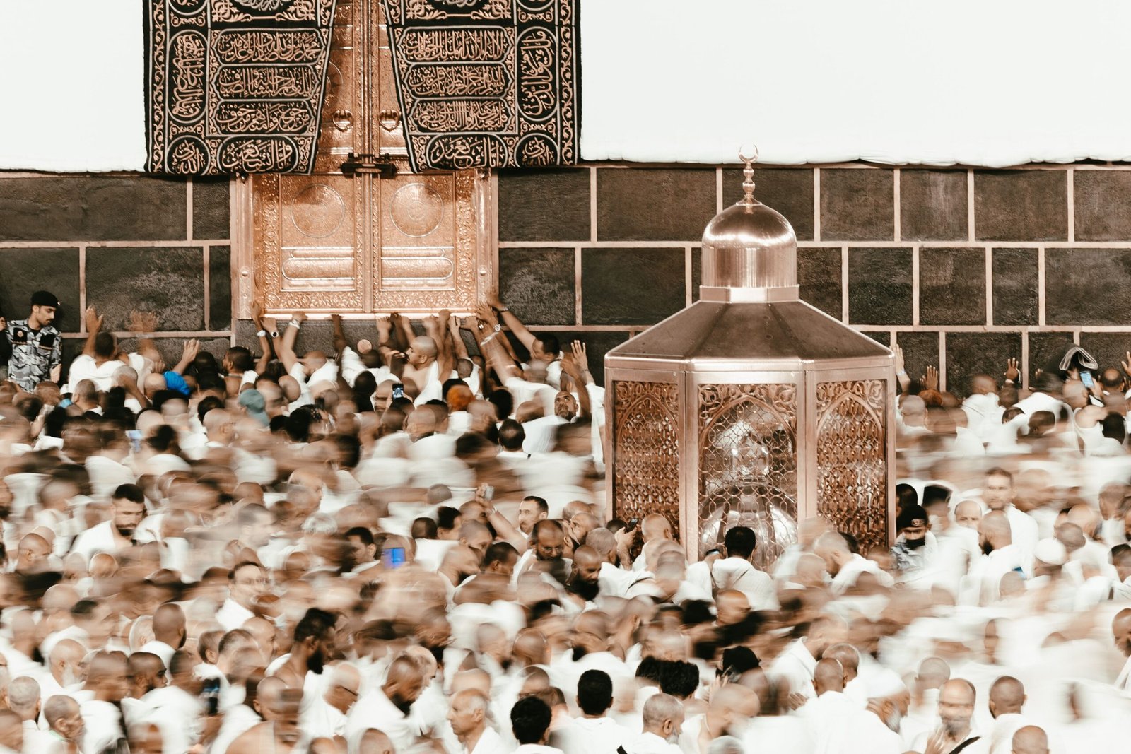 kaba with tawaf